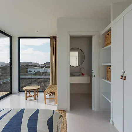 Elena, Luxery With Swimming Pool!