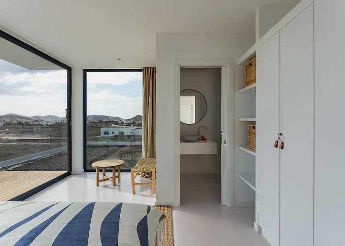 Elena, Luxery With Swimming Pool!