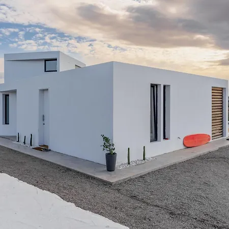 Elena, Luxery With Swimming Pool! Appartement Lajares