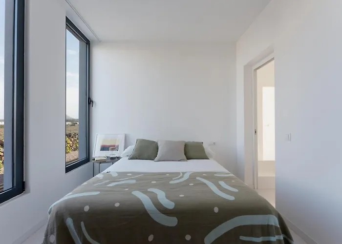 Elena, Luxery With Swimming Pool! لاجاريس