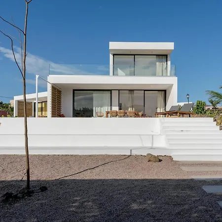 Apartmán Elena, Luxery With Swimming Pool! Lajares